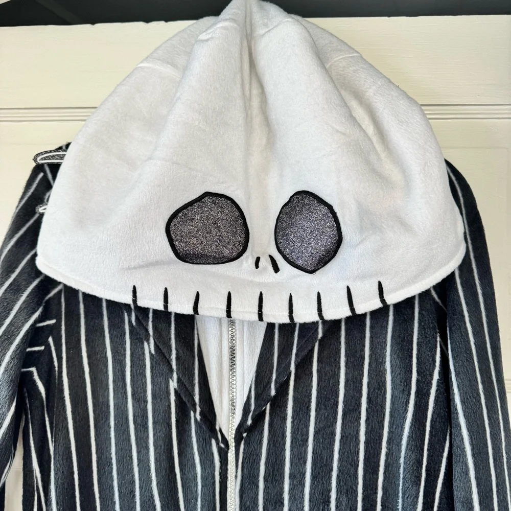 Disney Jack Skellington Onesie Jumpsuit Costume Pajamas Nightmare Christmas - Picture 5 of 11